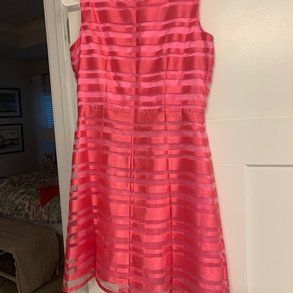 Beautiful flare and cover sheer overlea.   Won’t disappoint!